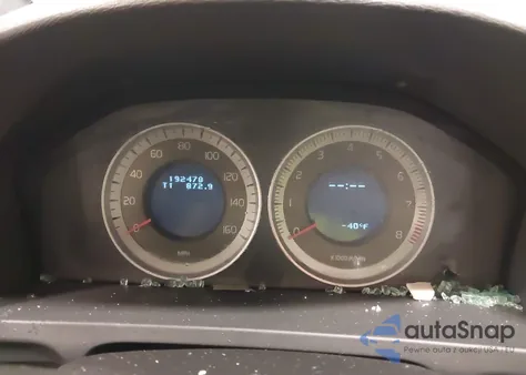 2012 Volvo S60 T6 z USA, uszkodzony, nr VIN YV1902FH7C2076818